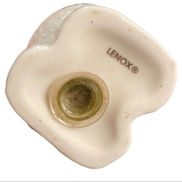 LENOX Happy Holly Days Salt & Pepper shakers.  Snowmen w/star & tree - Picture 2 of 4